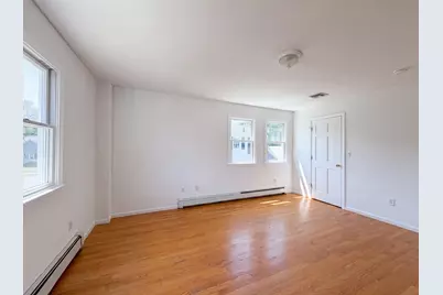 4 Macarthur Cir, Peabody, MA 01960 - Photo 19