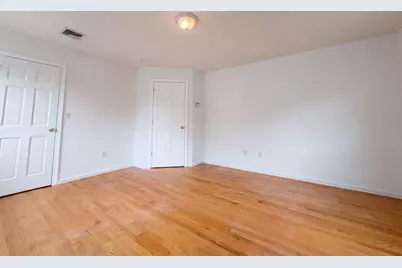 4 Macarthur Cir, Peabody, MA 01960 - Photo 15