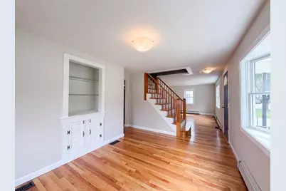 4 Macarthur Cir, Peabody, MA 01960 - Photo 7