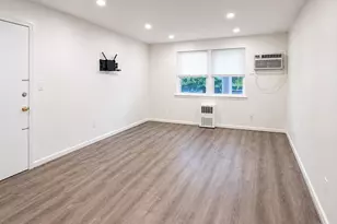 241 Main St, Reading, MA 01867 - Photo 3