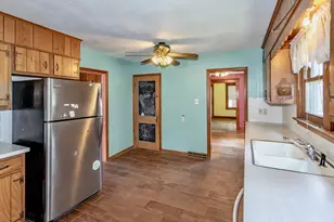 94 Holyoke Rd, Westfield, MA 01085 - Photo 9