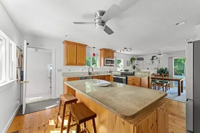 42 Dewey Ave., Brockton, MA 02301 - Photo 5