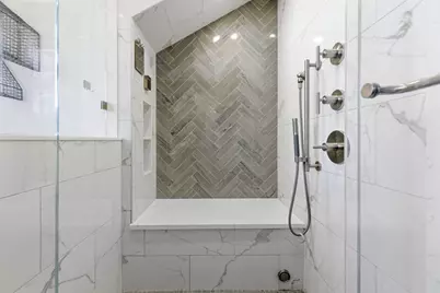 284 Bunker Hill St #5, Boston, MA 02129 - Photo 21