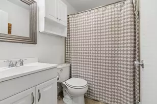 8 Kenmar Dr, Billerica, MA 01821 - Photo 11