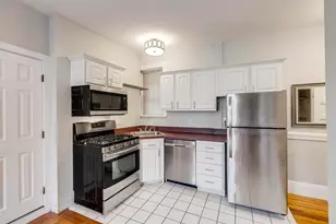 65 Burnbank, Boston, MA 02115 - Photo 3