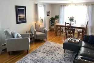 13 Plymouth St, Salem, MA 01970 - Photo 3