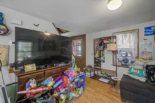 166 Summer St, Amherst, MA 01002 - Photo 9