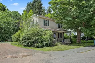 166 Summer St, Amherst, MA 01002 - Photo 3