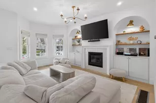 17 Manning St, Medford, MA 02155 - Photo 9