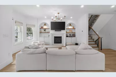 17 Manning St #17, Medford, MA 02155 - Photo 7