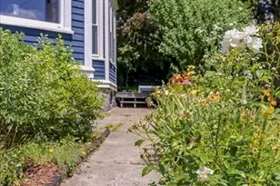 294 Wentworth Ave, Lowell, MA 01852 - Photo 37