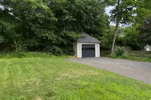 294 Wentworth Ave, Lowell, MA 01852 - Photo 41