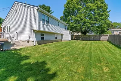 8 Gushee Ln, Taunton, MA 02780 - Photo 5