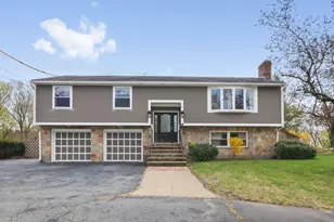 176 Mallard Way, Waltham, MA 02452 - Photo 1