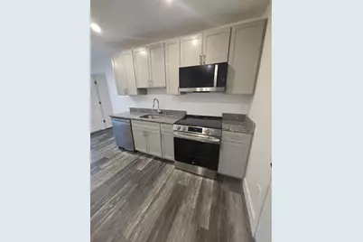 585 Essex St #709, Lynn, MA 01901 - Photo 3