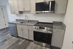 585 Essex St, Lynn, MA 01901 - Photo 3