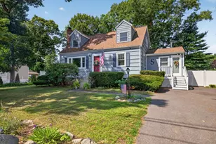 120 Farm St, Bellingham, MA 02019 - Photo 1