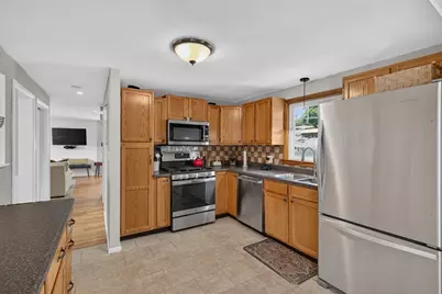 120 Farm St, Bellingham, MA 02019 - Photo 7