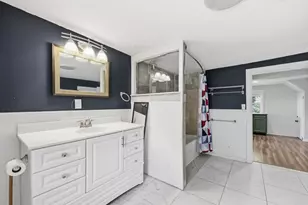 70 Milton St, Springfield, MA 01151 - Photo 21