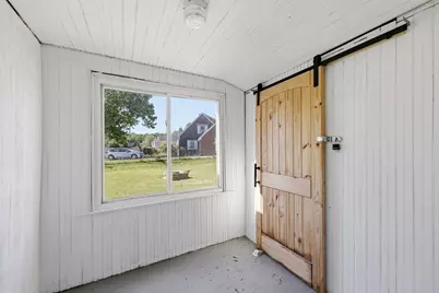 70 Milton St, Springfield, MA 01151 - Photo 23