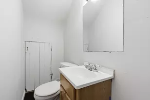 70 Milton St, Springfield, MA 01151 - Photo 31
