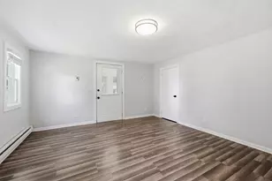 70 Milton St, Springfield, MA 01151 - Photo 11