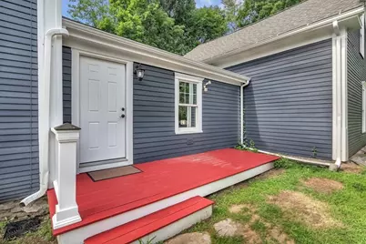 4 Shaw St, Medway, MA 02053 - Photo 27