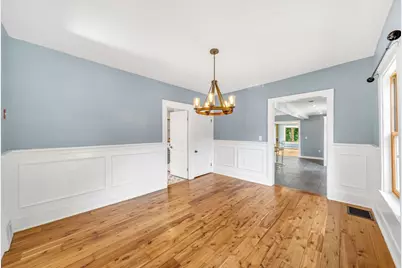 4 Shaw St, Medway, MA 02053 - Photo 15
