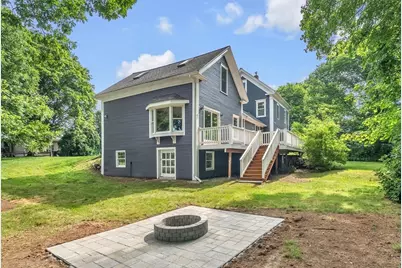 4 Shaw St, Medway, MA 02053 - Photo 33