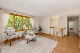 179 Fox Hill Rd, Burlington, MA 01803 - Photo 5