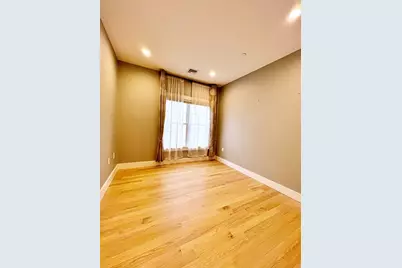 186 Havre St #8, Boston, MA 02128 - Photo 13