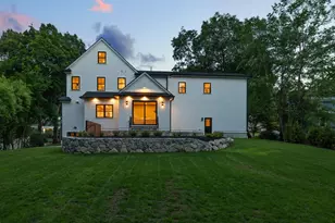 4 Foster Rd, Burlington, MA 01803 - Photo 33