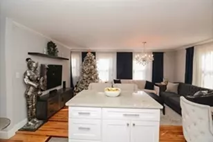 77 Keystone, Boston, MA 02132 - Photo 3