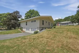 20 Clover Dr, Bridgewater, MA 02324 - Photo 31