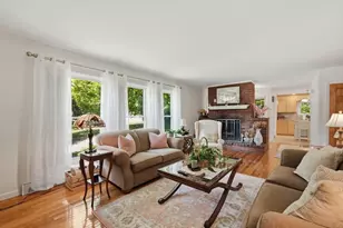 20 Clover Dr, Bridgewater, MA 02324 - Photo 7