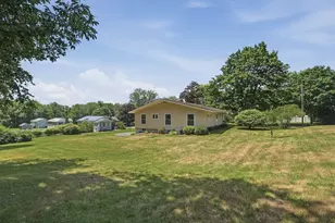 20 Clover Dr, Bridgewater, MA 02324 - Photo 29