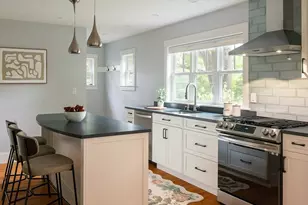 141-143 Oakley Rd, Belmont, MA 02478 - Photo 9