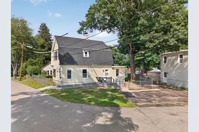 55 Grant St, Dracut, MA 01826 - Photo 3