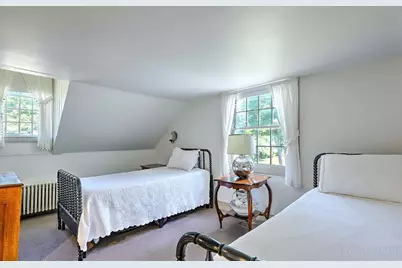 1263 Drift Road, Westport, MA 02790 - Photo 31