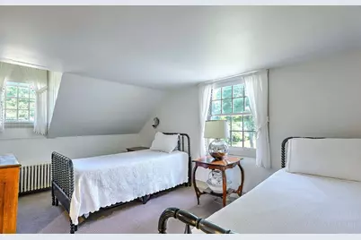 1263 Drift Road, Westport, MA 02790 - Photo 31