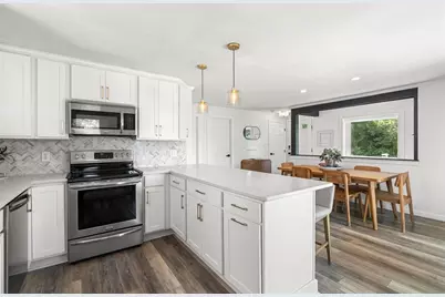 72 Downey St, Hopkinton, MA 01748 - Photo 7
