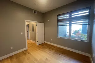 60 Cross St E, Somerville, MA 02145 - Photo 15