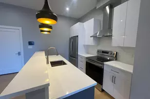 60 Cross St E, Somerville, MA 02145 - Photo 3