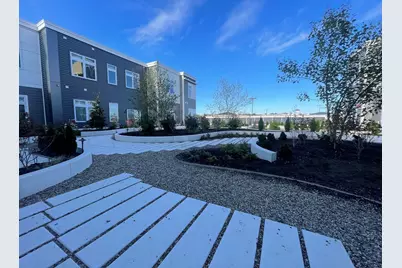 60 Cross St E #220, Somerville, MA 02145 - Photo 17