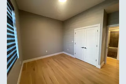 60 Cross St E #220, Somerville, MA 02145 - Photo 11