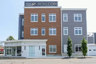 60 Cross St E, Somerville, MA 02145 - Photo 23