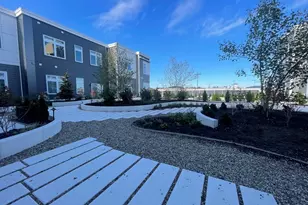 60 Cross St E, Somerville, MA 02145 - Photo 17
