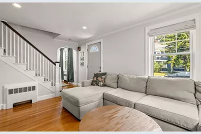 23 Eastwood Circuit, Boston, MA 02132 - Photo 9