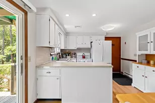 90 Village Ln, Wellfleet, MA 02667 - Photo 9