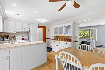 90 Village Ln, Wellfleet, MA 02667 - Photo 11